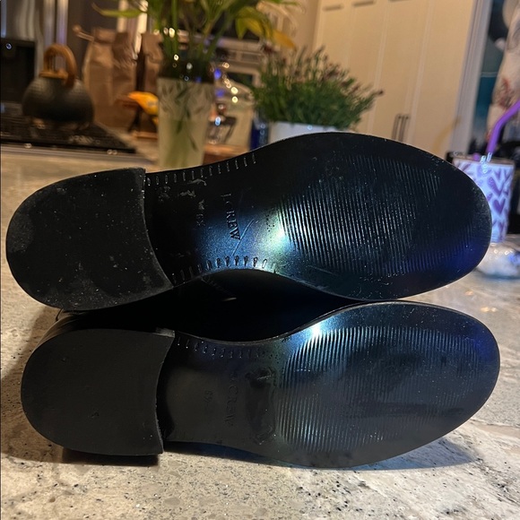 J. Crew Black Leather Billie Short Boots Size 6.5 - Picture 11 of 13